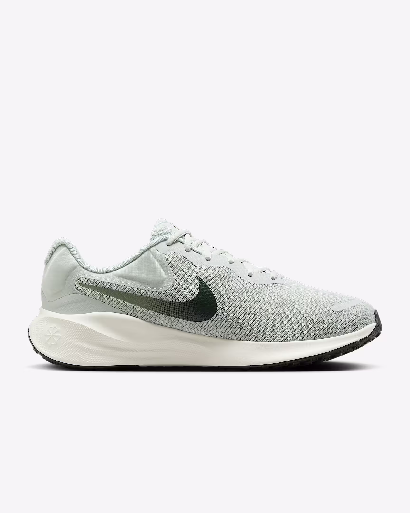 Nike Revolution 7 （man Light Silver/Light Military Green/Light Ivory White/Sequoia Green）